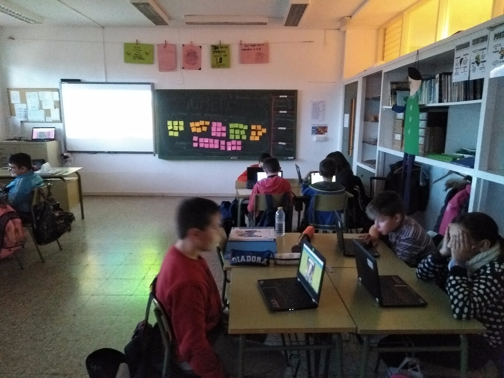 Alumnos eligen sus temáticas